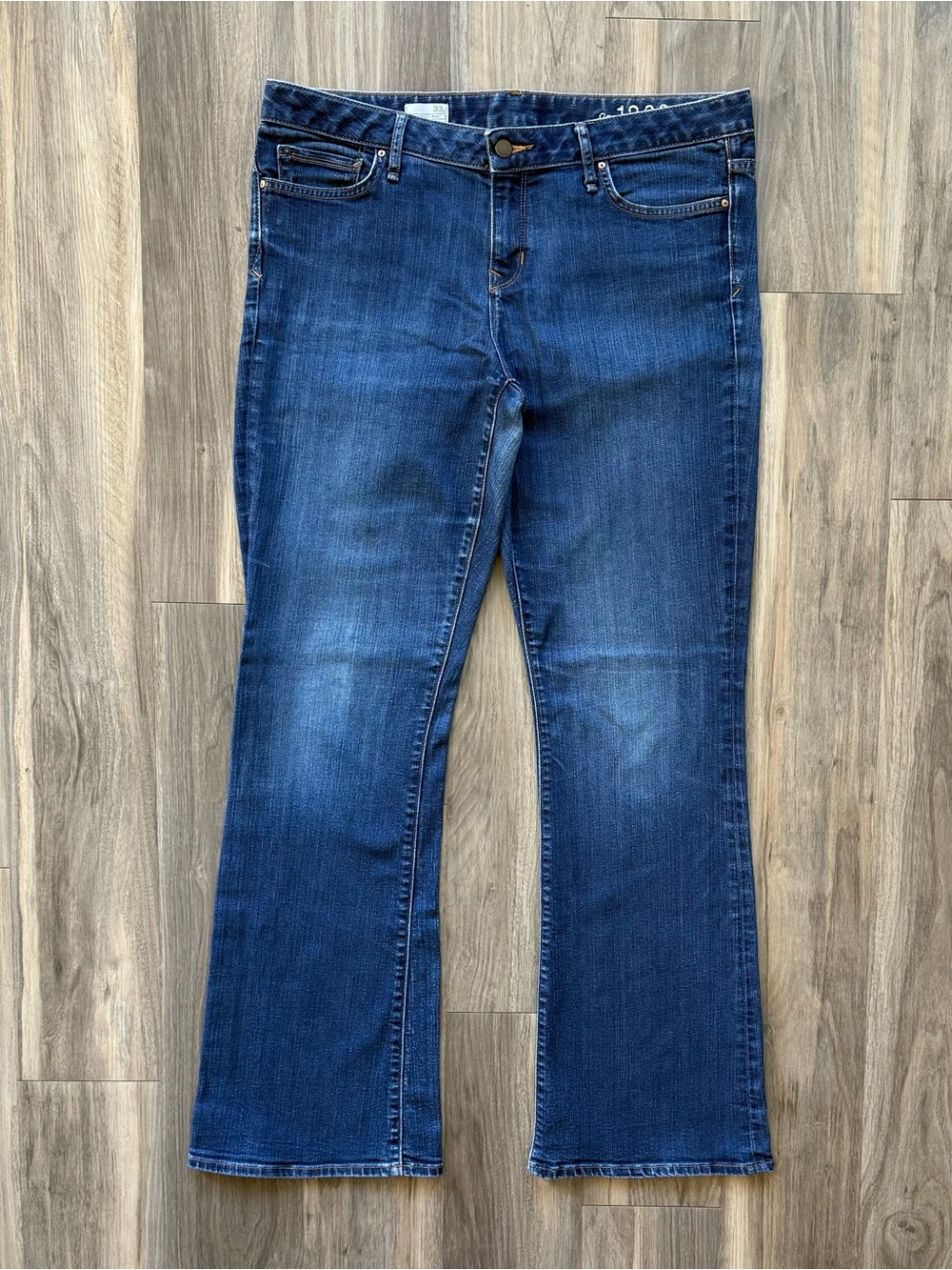 Women’s Bootcut Jeans in Dark Blue